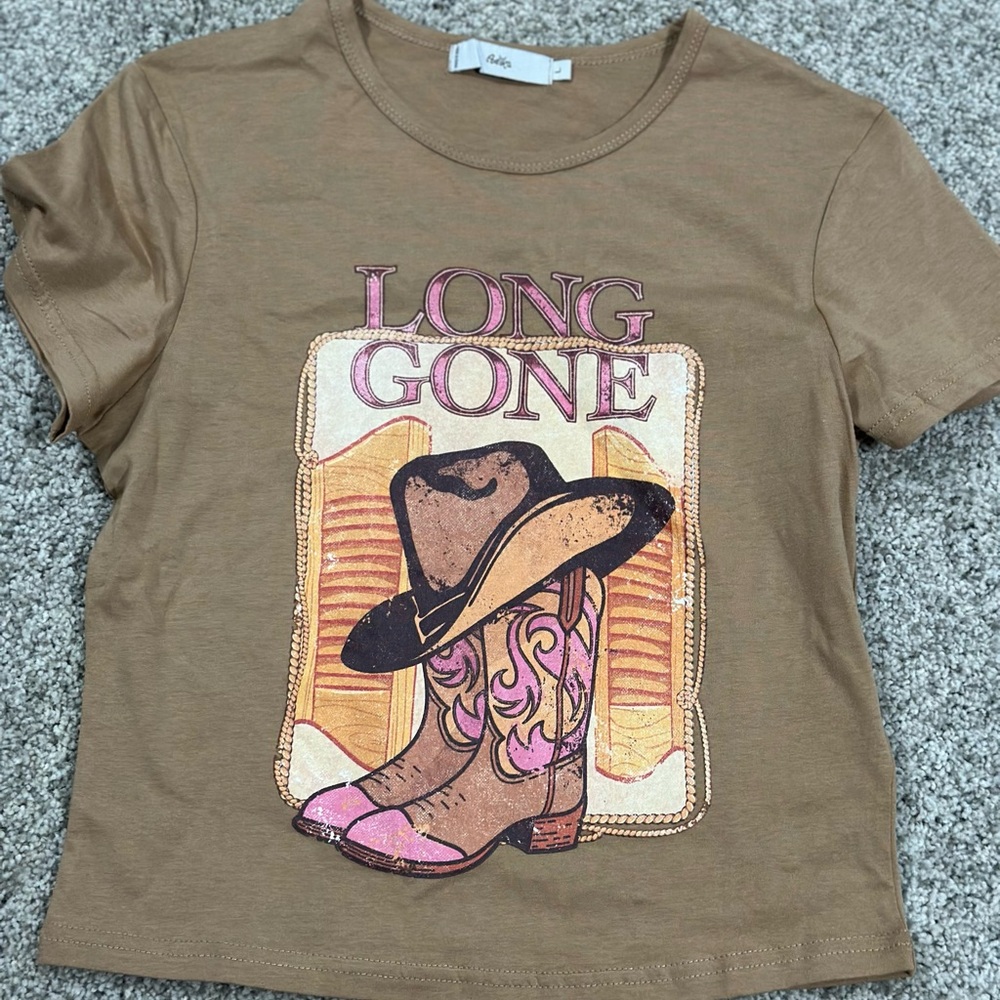 Adika Baby Tee SZ Large fits like a Medium